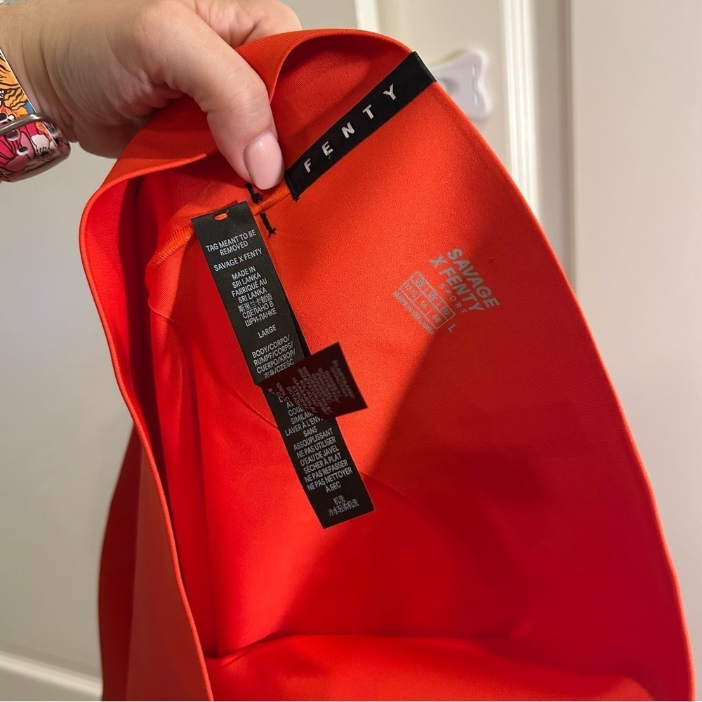 SAVAGE X FENTY Hotline High Waisted Leggings Red - Picture 6 of 8